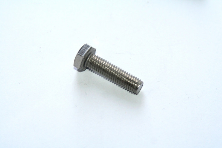 Болт М8х30 крепления ножей фрезы