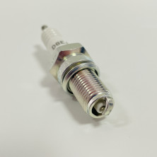 Свеча NGK D8EA оригинальная (2120) (4T дигатели CG/CB 125-250сс)
