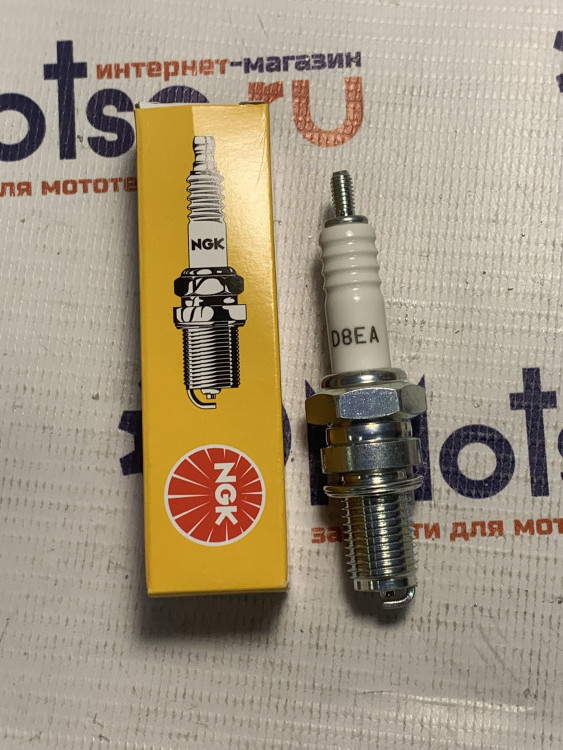 Свеча NGK D8EA оригинальная (2120) (4T дигатели CG/CB 125-250сс)