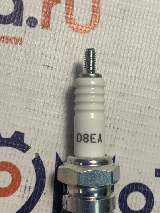 Свеча NGK D8EA оригинальная (2120) (4T дигатели CG/CB 125-250сс)