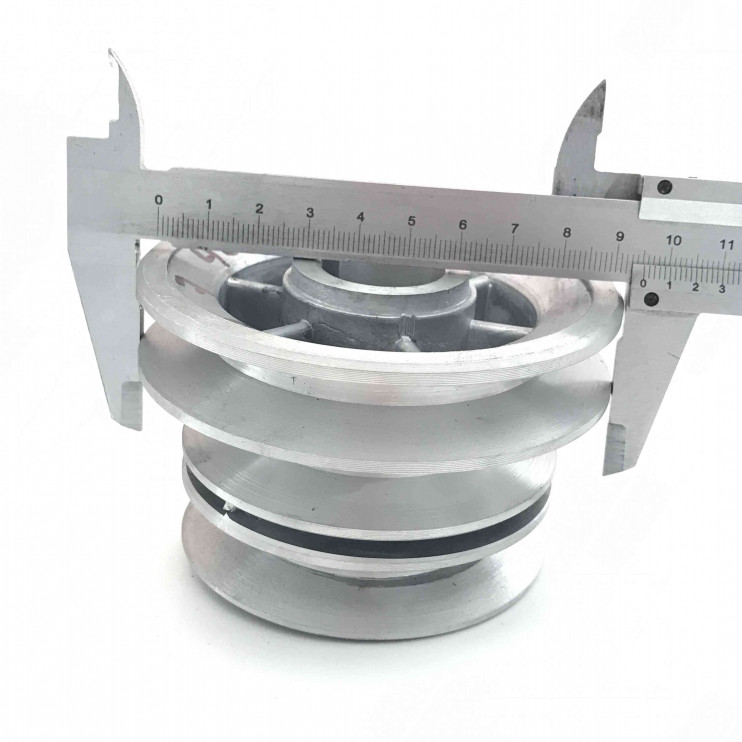 Шкив d25 мм ведущий 3-х ручейковый (Нева) шпонка 7мм (косой)(раковины)