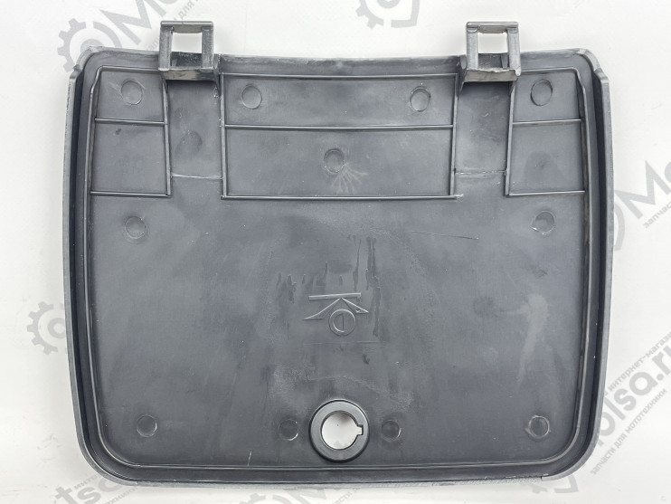 Крышка облицовки рулевой колонки Racer Sagita 2/3