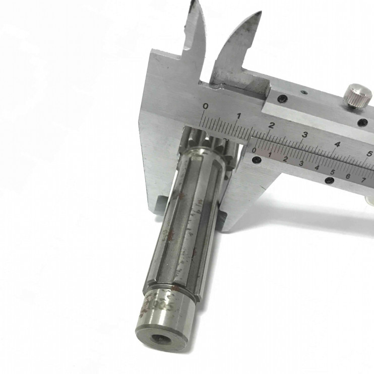 Вал промежуточный КПП SR1Z-80Е