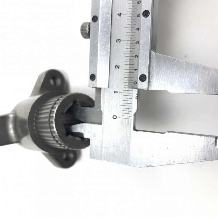 Кронштейн ролика движения колёс KC624S