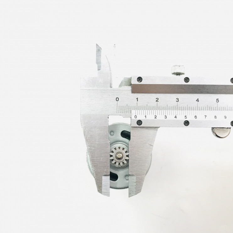 Двигатель 010191а1 интерскол12v Bosch с ответной шестернёй