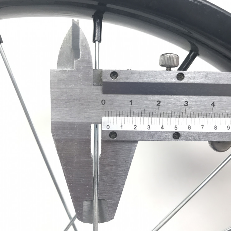 Обод 16 передний черный железный с втулкой