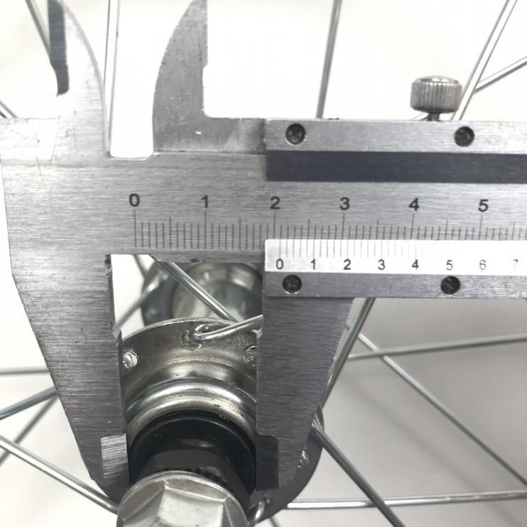 Обод 16 передний черный железный с втулкой