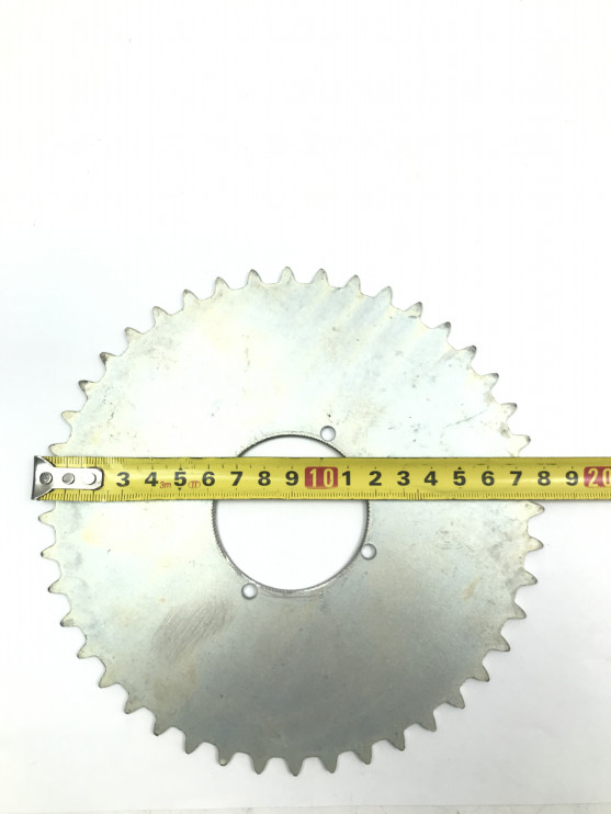 Звезда ведомая 44 зуба веломотор 4 отверстия