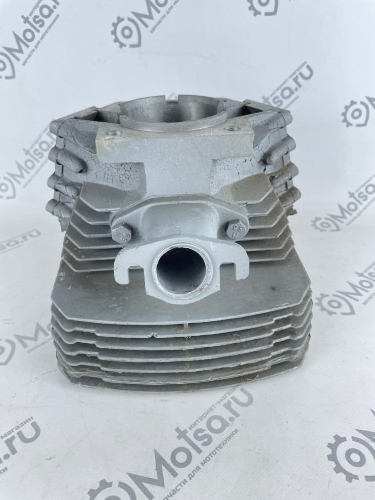 Поршневая группа мотоцикл Иж Планета 5 с поршнем без колец