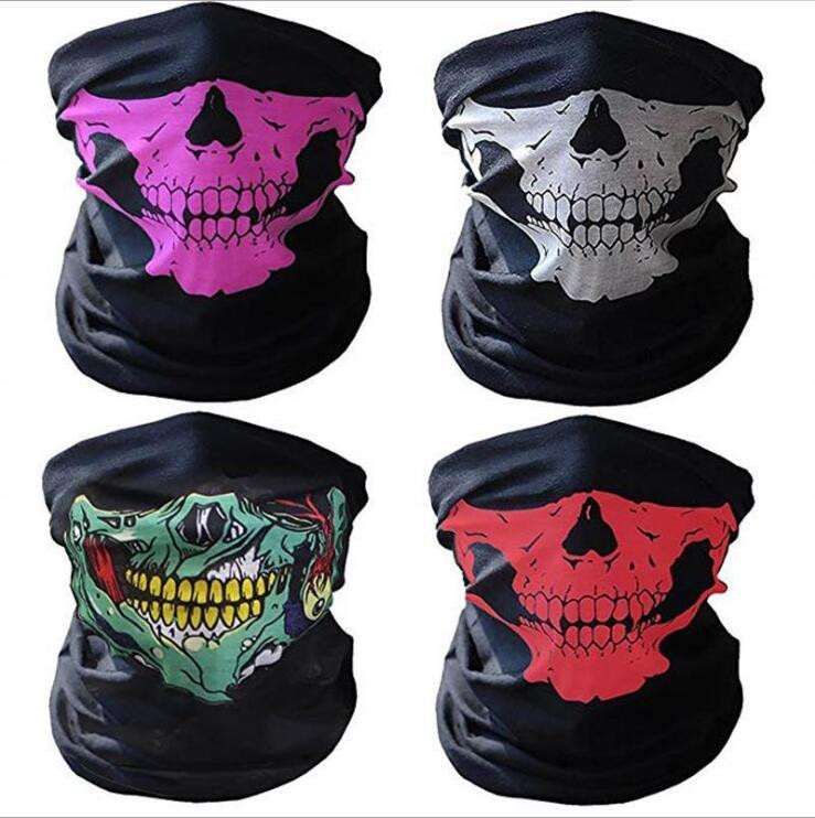 Маска для лица красный череп на черном фоне