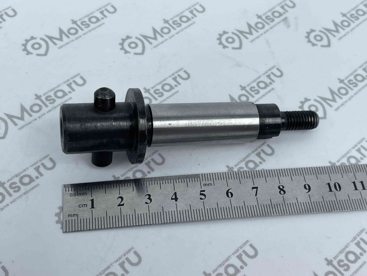 Вал ручного стартера двигателя R175, R180