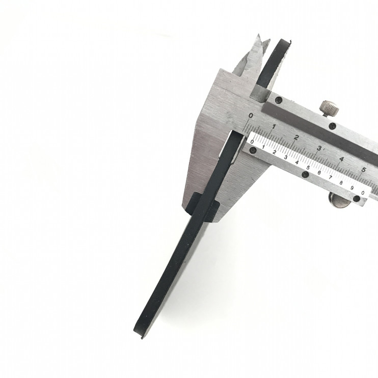 Брызговик Восход передний