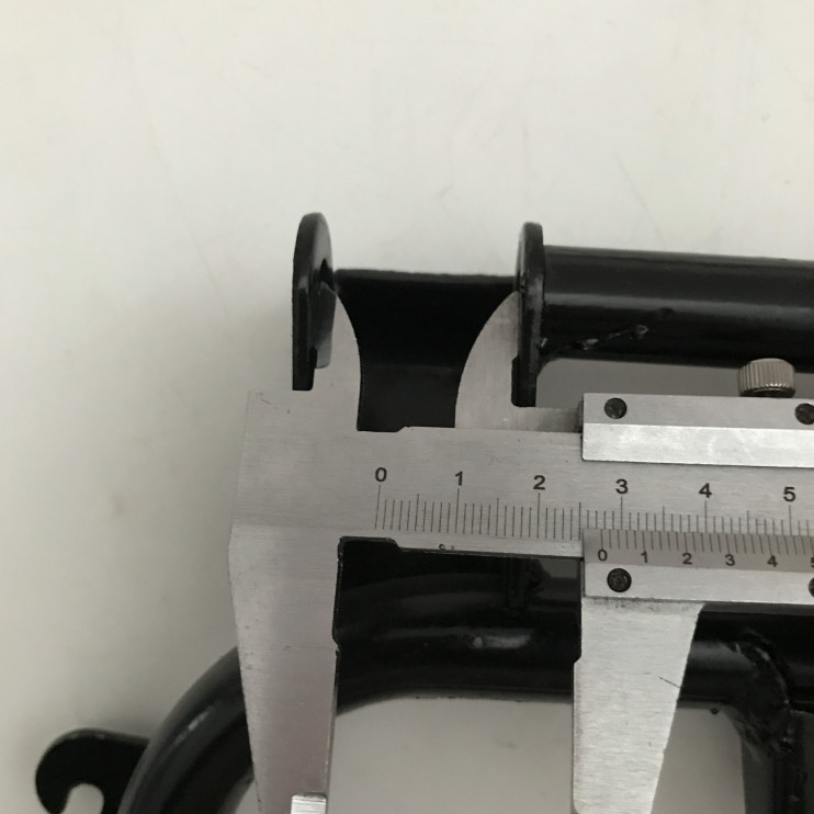 Подставка центральная скутер Racer Lupus