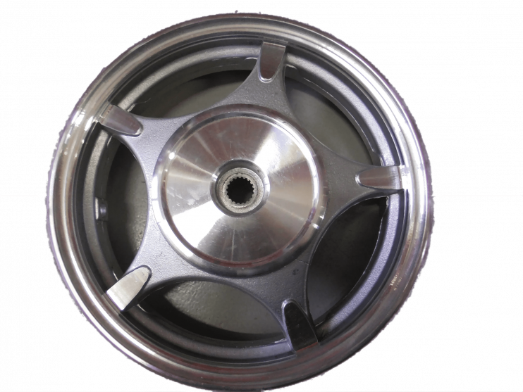 Обод 10 задний литой FT50QT, QT-3 алюм. (5 лучей,2,15*10,D колод 110 мм,19 шлицов)