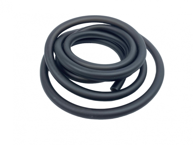 Бензошланг скутер силикон черный d84 mm 1м